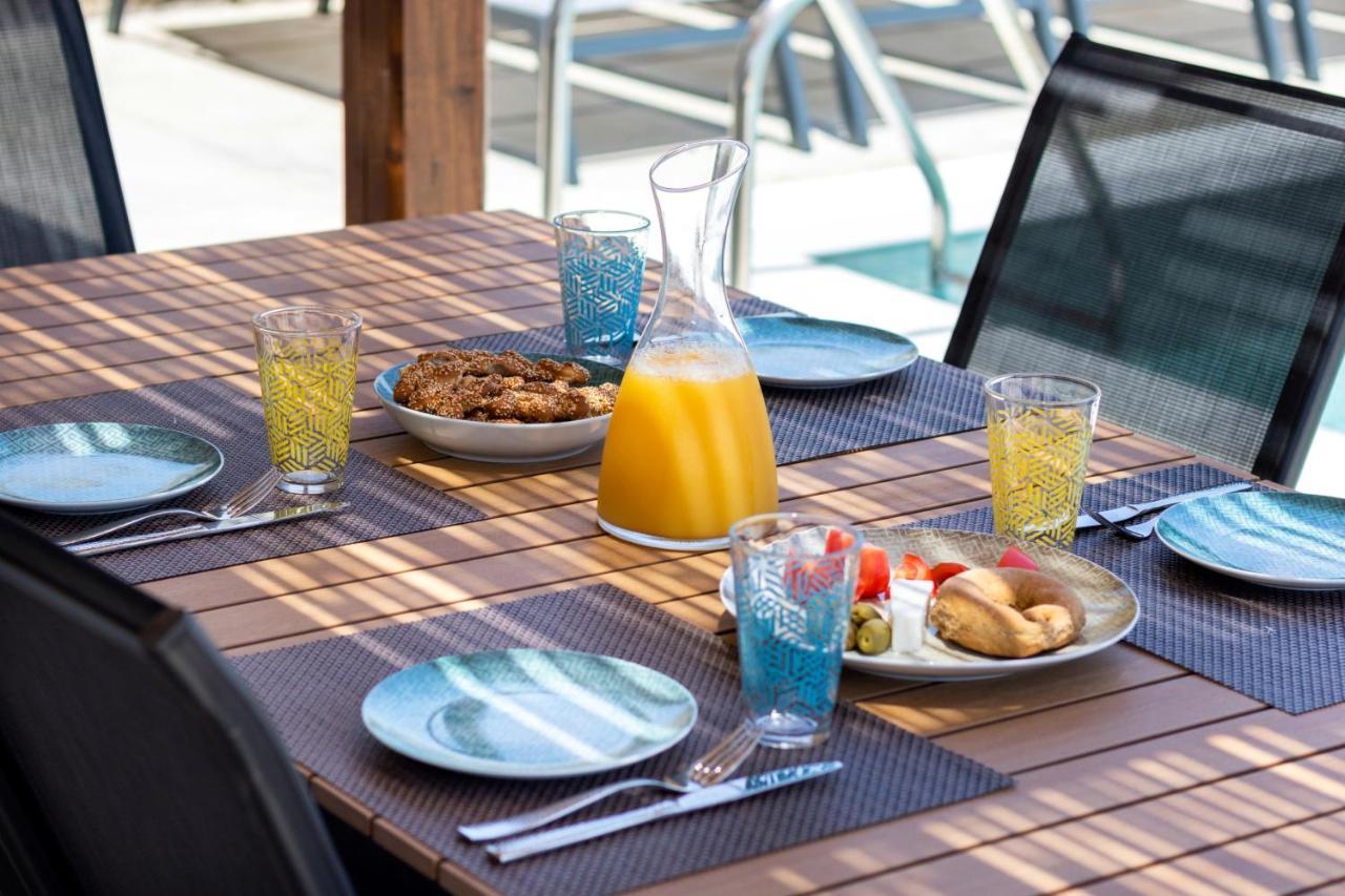Cato Agro 5, Seafront Villa With Private Pool Afiartis エクステリア 写真