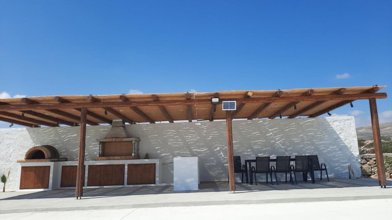 Cato Agro 5, Seafront Villa With Private Pool Afiartis エクステリア 写真